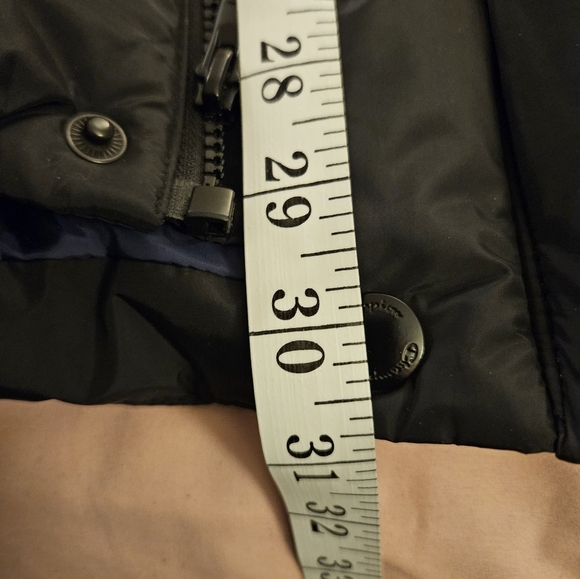 Champion Black Puffer Vest NWT - Picture 8 of 8